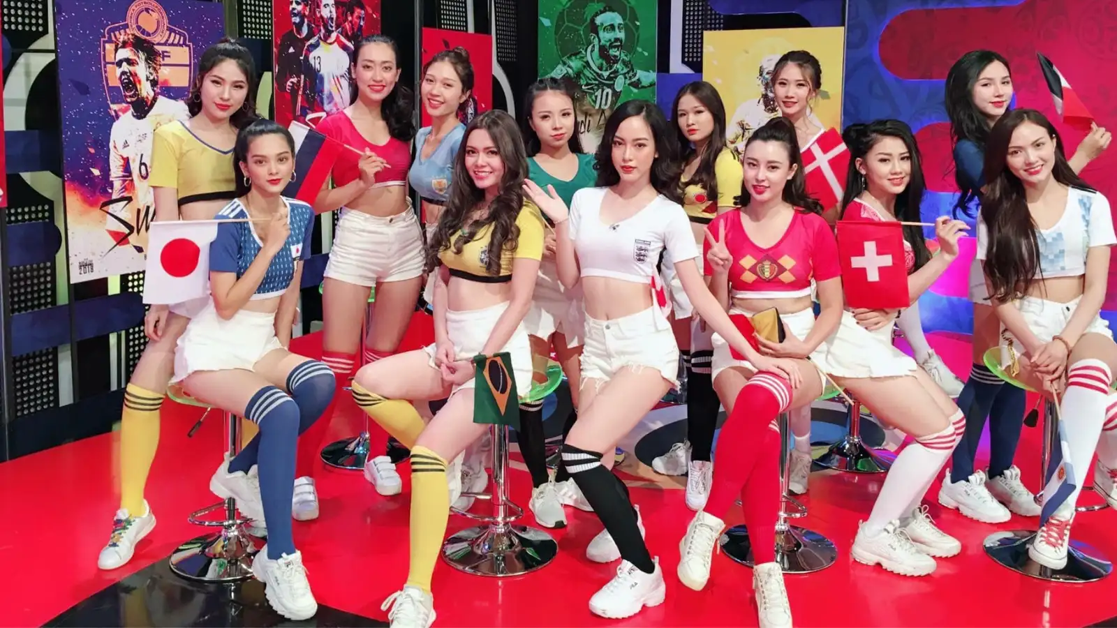 Hotgirl tham gia Nóng cùng Euro 2021